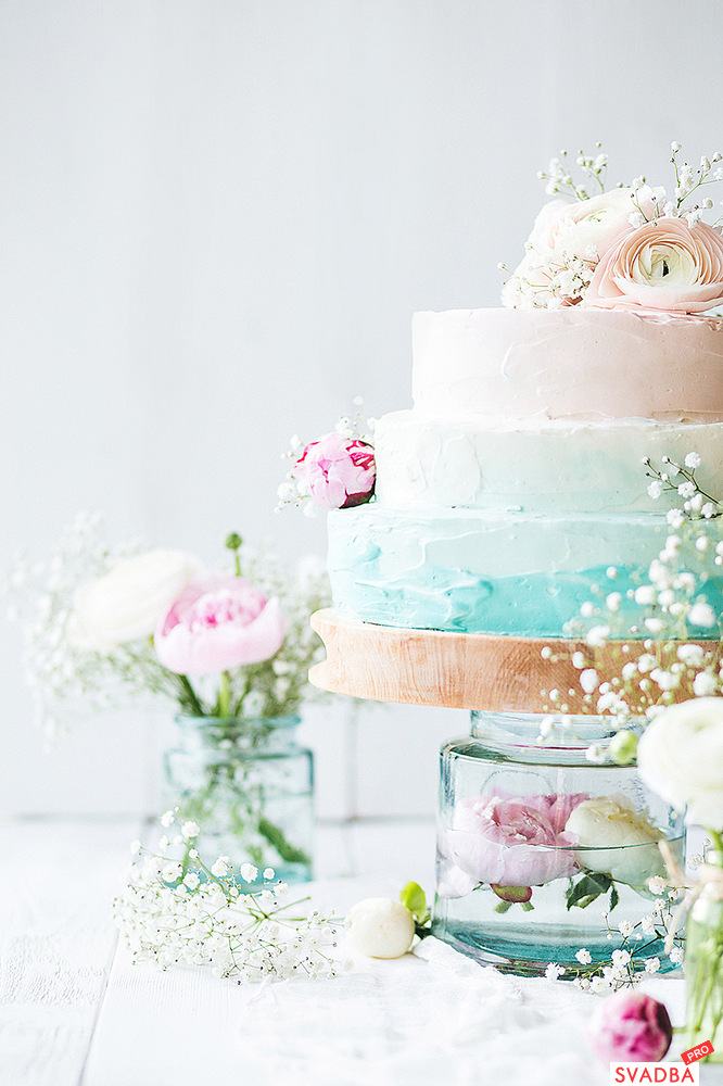 :   .  Elegant Wedding Cake Ombre