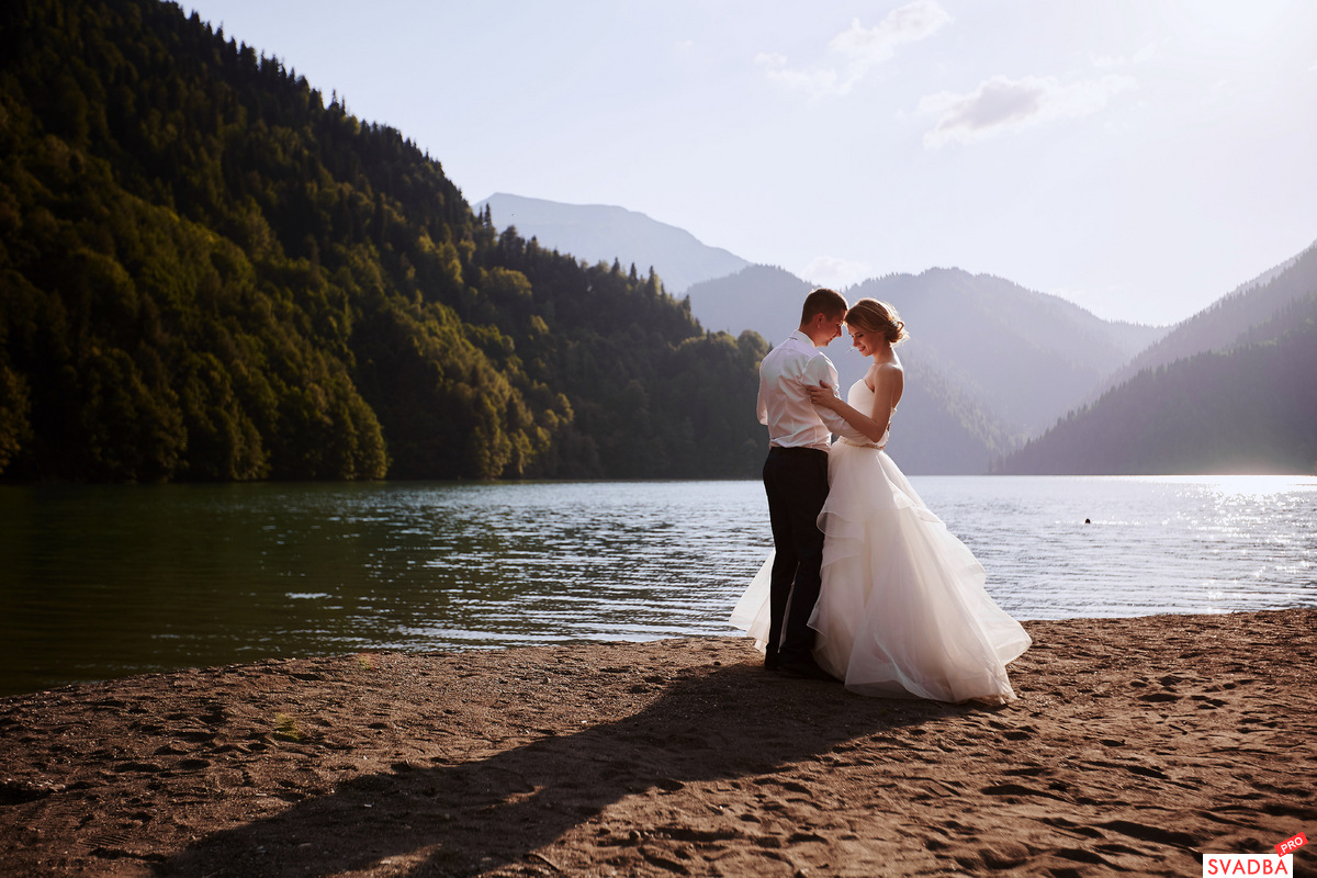 свадьба озеро