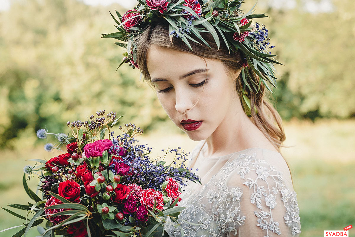 Свадьба в цвете марсала: идеи для оформления, фото