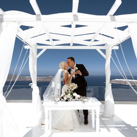 Прекрасная свадьба Антона и Ольги на острове Санторини!