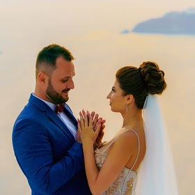 Волшебная свадьба Натальи и Сергея на острове Санторини в Греции