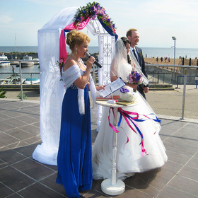 Wedding Ceremony:  ведущая Римма Чистякова